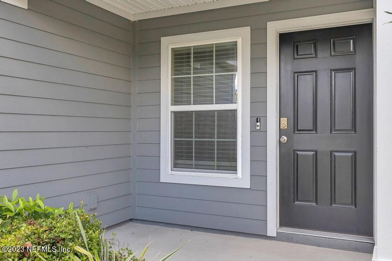 8297 Meadow Walk Ln, Jacksonville, FL 32256