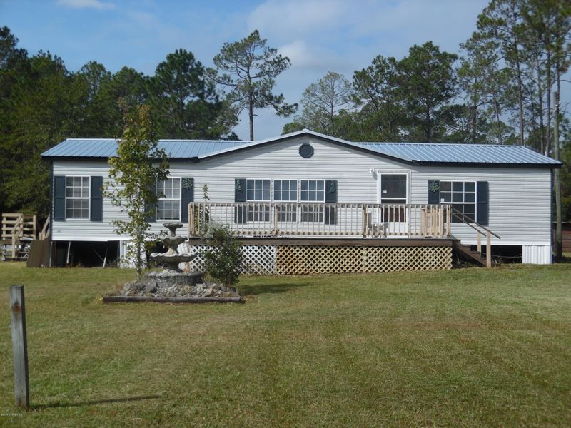 83 N Mimosa Ave, Middleburg, FL 32068