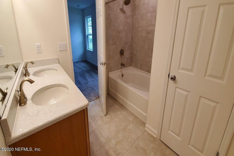 83 Rittburn Ln, St Johns, FL 32259