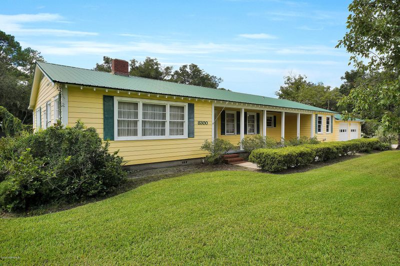 8300 Hogan Rd, Jacksonville, FL 32216