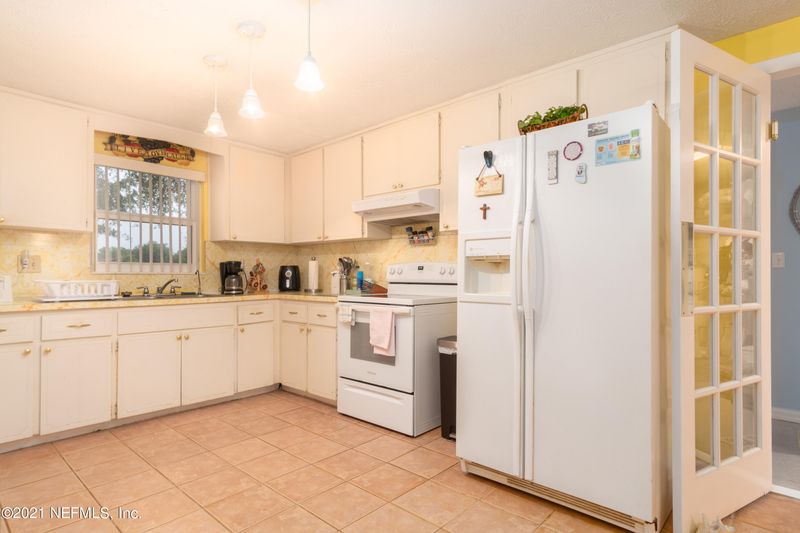 8303 Mohan Ct, Jacksonville, FL 32221