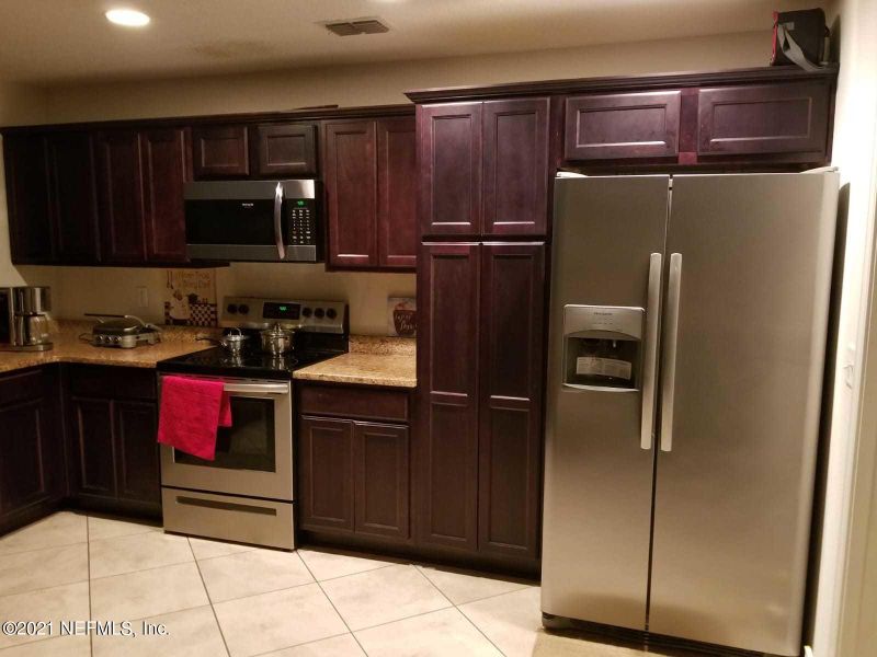 8306 Highfield Ave, Jacksonville, FL 32216