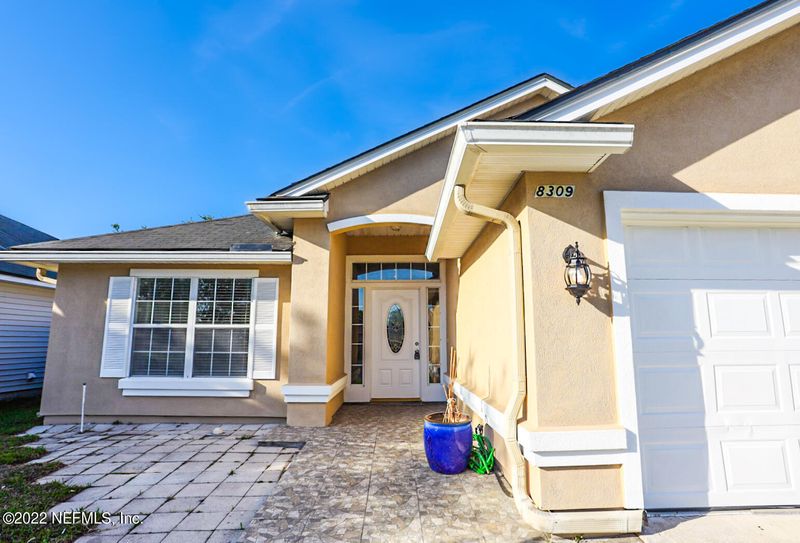 8309 S Stelling Dr, Jacksonville, FL 32244