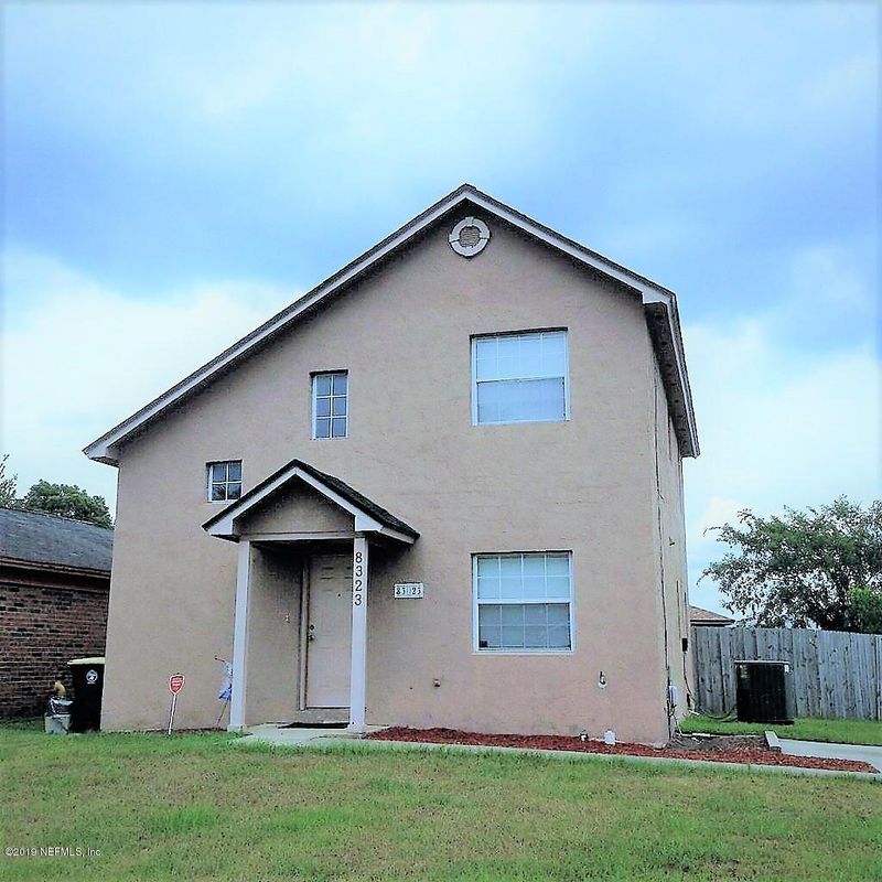 8323 Century Point Dr S, Jacksonville, FL 32216