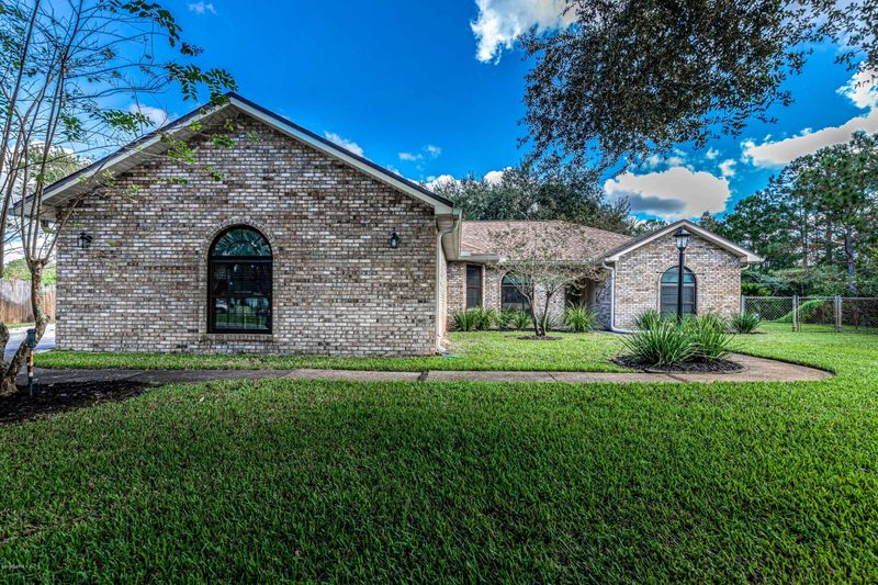 8323 Morning Glory Rd, Jacksonville, FL 32210
