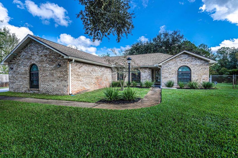 8323 Morning Glory Rd, Jacksonville, FL 32210