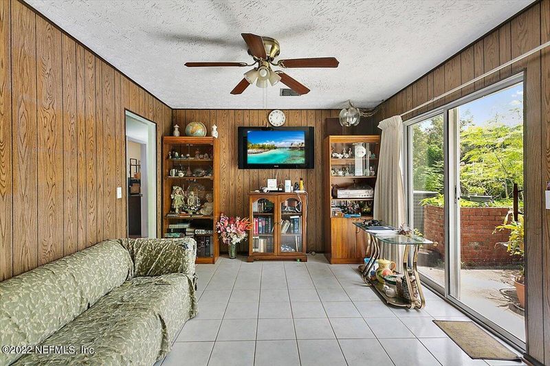8324 Cassie Rd, Jacksonville, FL 32221