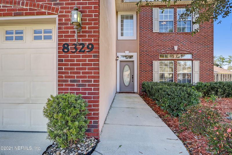 8329 Whitmire Ct, Jacksonville, FL 32216