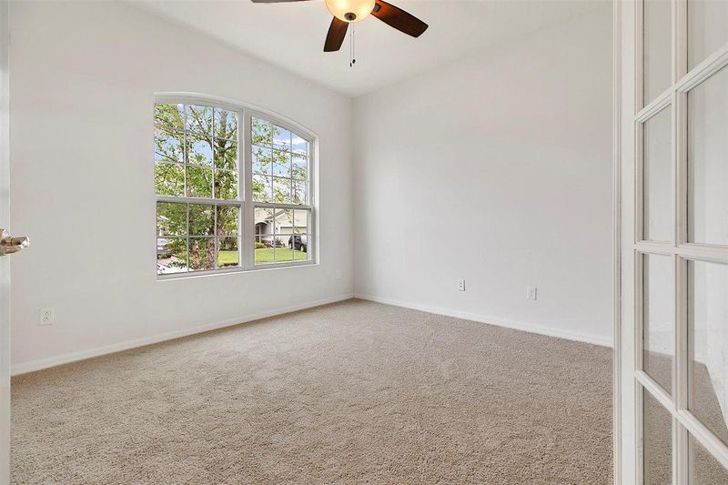 833 Battersea Dr, St Augustine, FL 32095