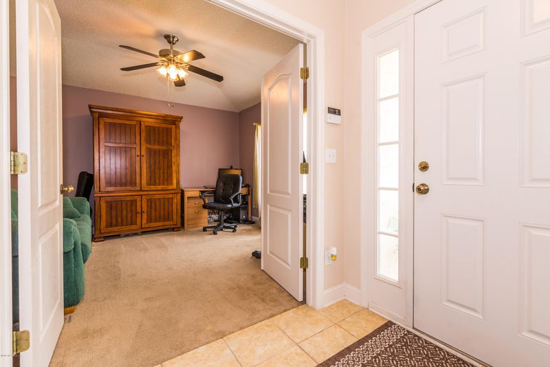 833 S Longneedle Dr, St Augustine, FL 32092