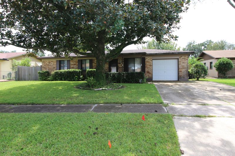 8330 Axson St, Jacksonville, FL 32221