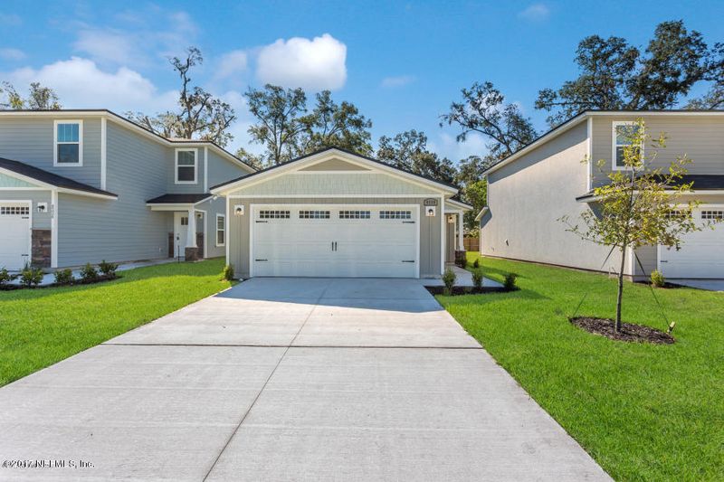 8330 Highfield Ave, Jacksonville, FL 32216
