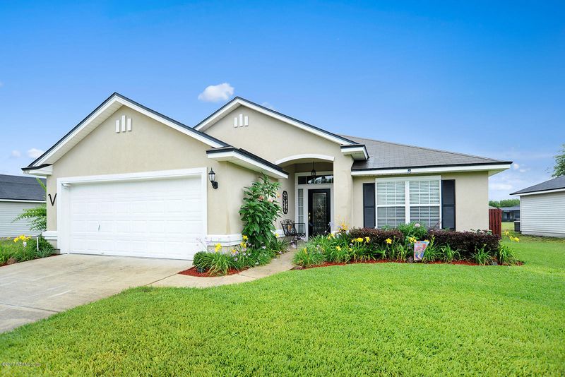 8332 Stelling Dr S, Jacksonville, FL 32244