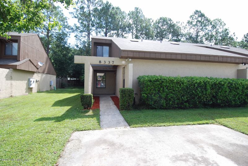 8337 Pineverde Ln, Jacksonville, FL 32244