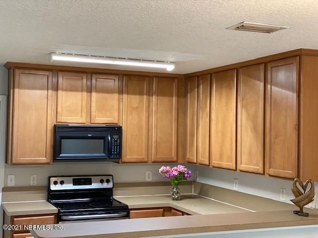834 Black Cherry Dr S, St Johns, FL 32259