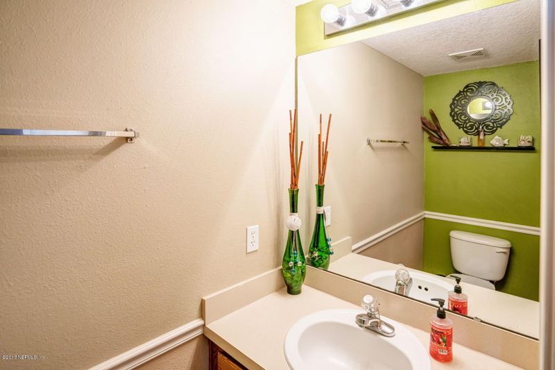 834 Southern Creek Dr, St Johns, FL 32259