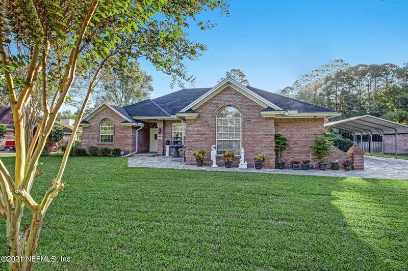 835 Hickory Springs Ln, Jacksonville, FL 32221