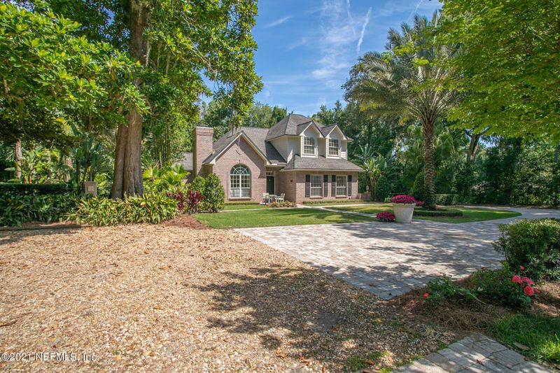 835 Lawhon Dr, St Johns, FL 32259