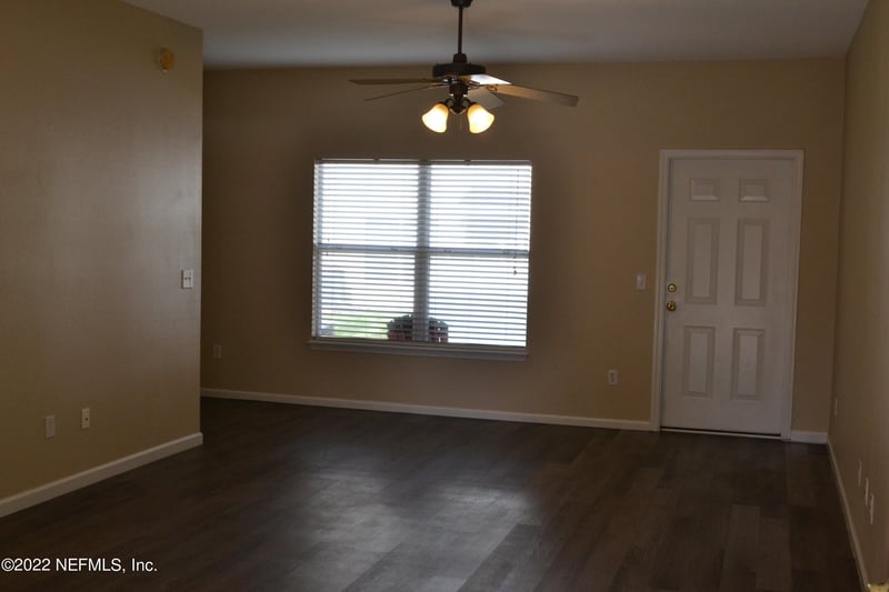 837 Southern Creek Dr, Jacksonville, FL 32259