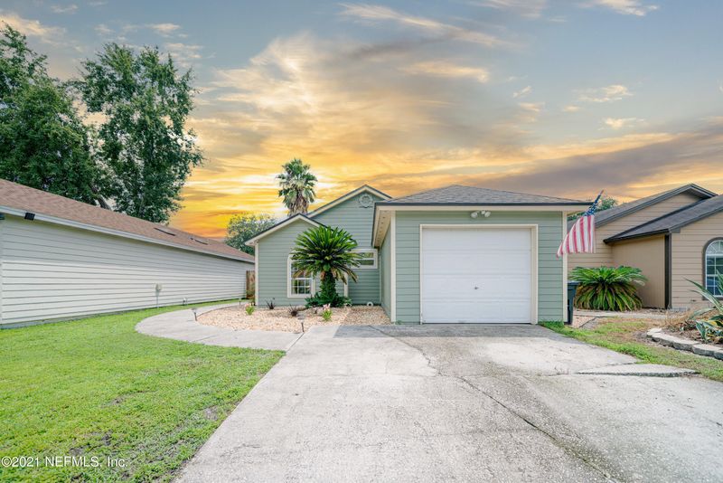 8373 Argyle Corners Dr, Jacksonville, FL 32244