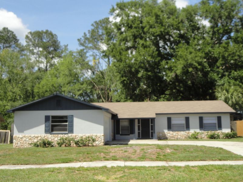 8373 Scottish Ct, Jacksonville, FL 32244