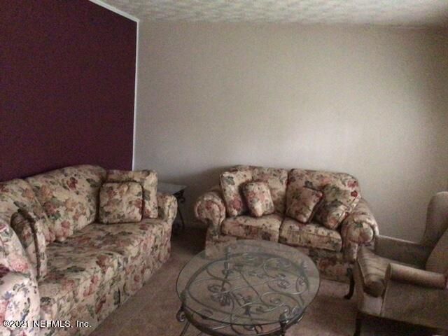 8381 Fury Dr, Jacksonville, FL 32244