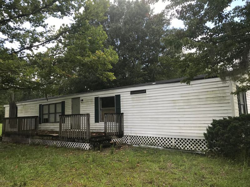 839 Lovers Ln, Green Cove Springs, FL 32043