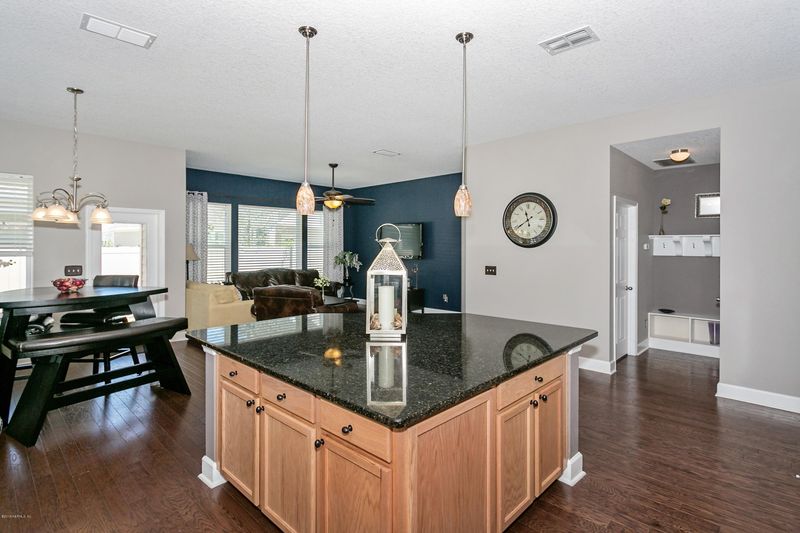 84 Greendale Dr, Ponte Vedra, FL 32081