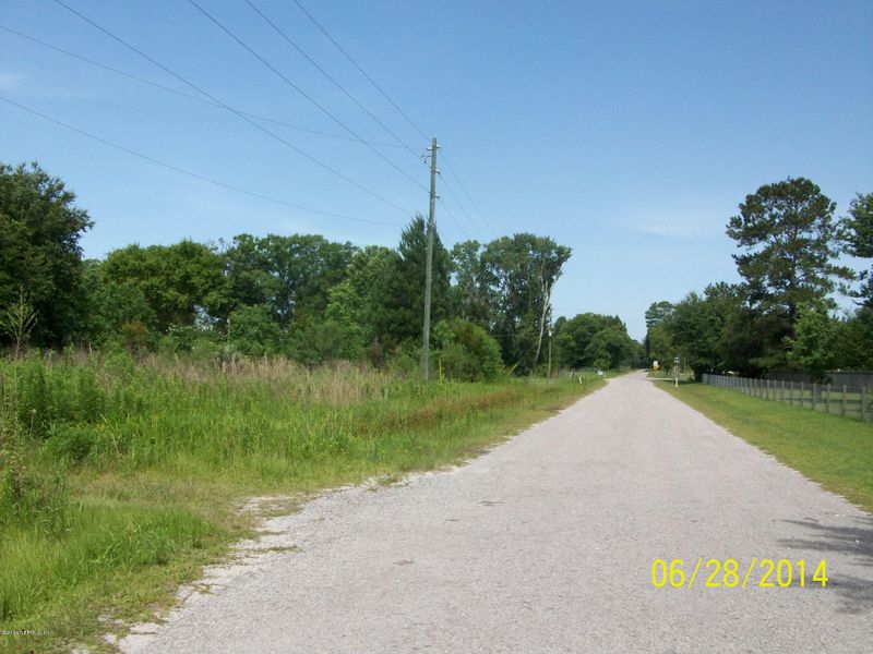 8404 185th St NW, Starke, FL 32091