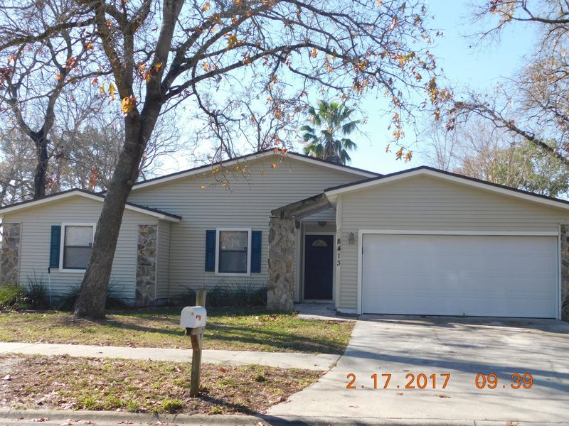 8413 Chason Rd W, Jacksonville, FL 32244