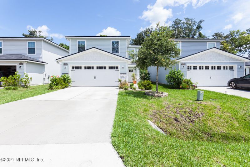 8415 Thor St, Jacksonville, FL 32216