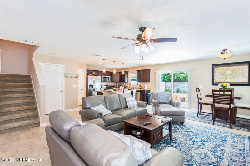 8415 Thor St, Jacksonville, FL 32216