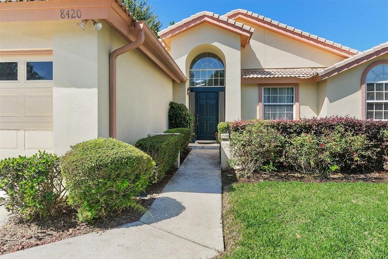 8420 E Mizner Cir, Jacksonville, FL 32217