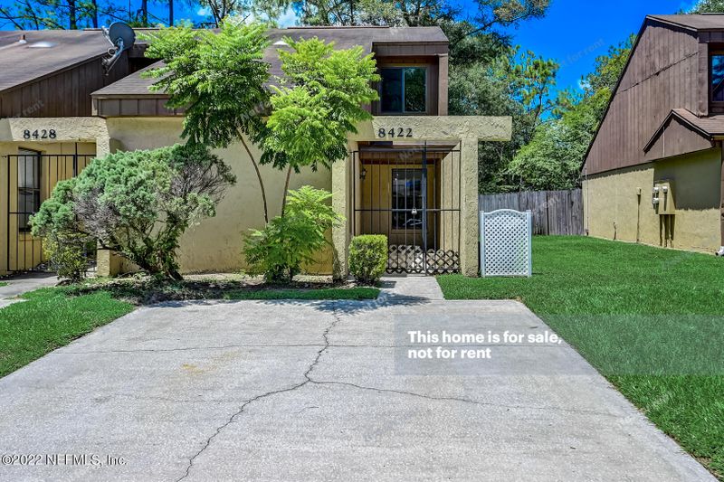 8422 Windypine Ln, Jacksonville, FL 32244
