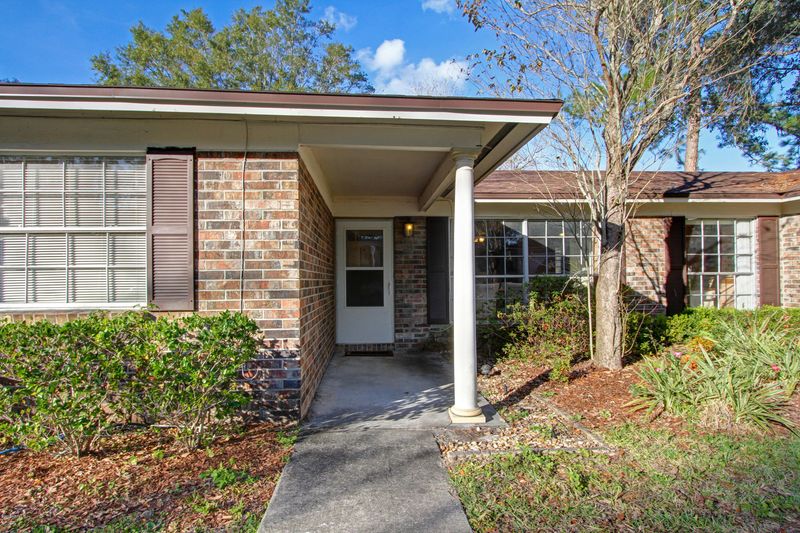 8427 Grampell Dr, Jacksonville, FL 32221