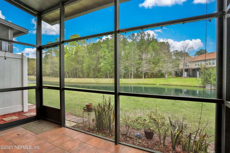 8433 Drayton Park Dr, Jacksonville, FL 32216