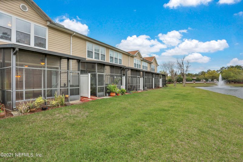 8433 Drayton Park Dr, Jacksonville, FL 32216