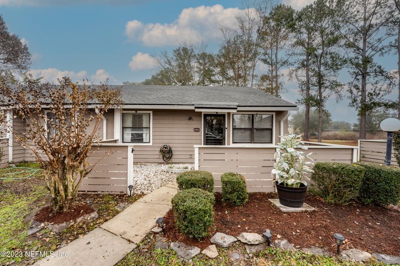 8433 Long Meadow Cir N, Jacksonville, FL 32244