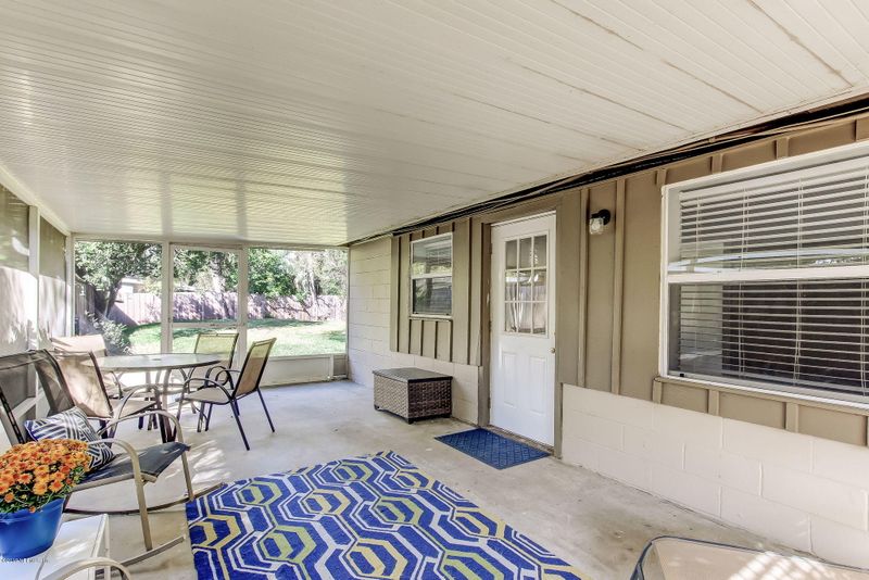 8435 Brackridge Blvd, Jacksonville, FL 32216