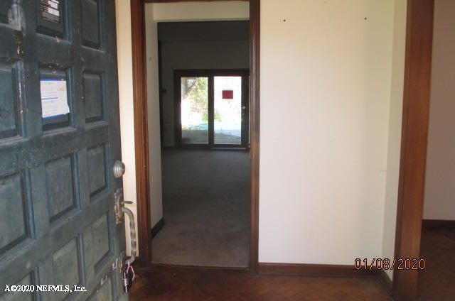 8437 Papelon Way, Jacksonville, FL 32217