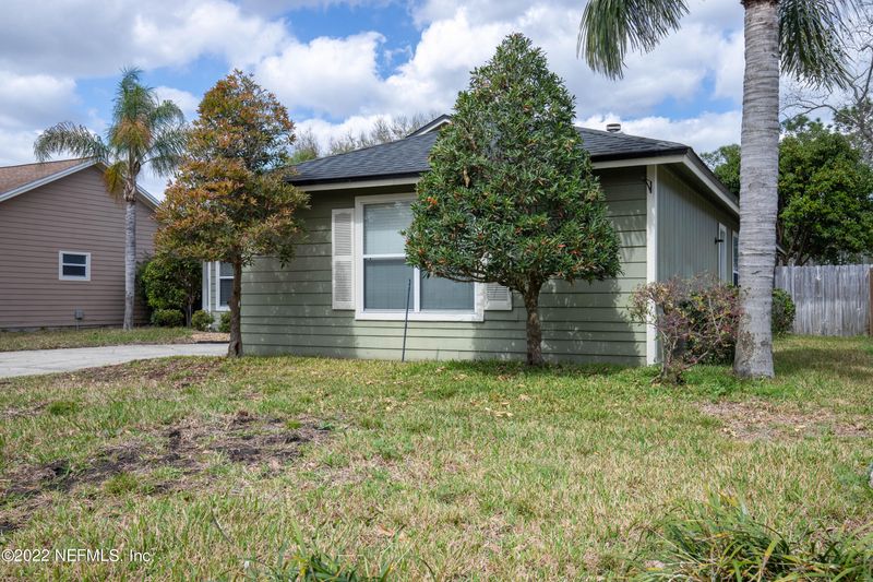 8437 Rockridge Ct, Jacksonville, FL 32244