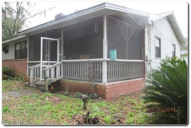 8438 Newton Rd, Jacksonville, FL 32216