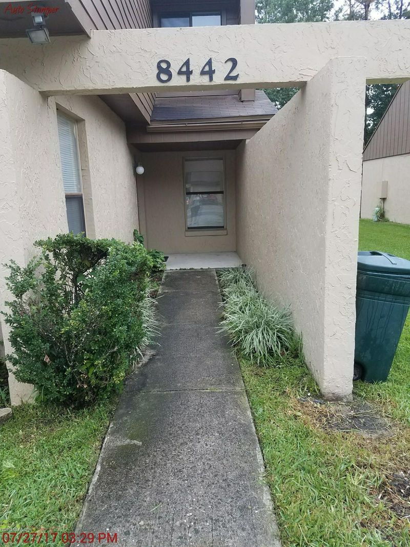 8442 Pineverde Ln, Jacksonville, FL 32244