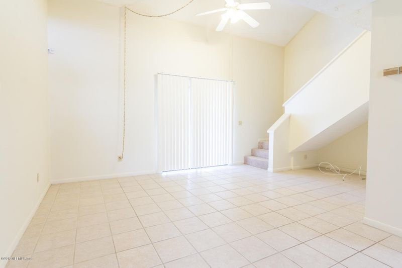 8452 Pineverde Ln, Jacksonville, FL 32244