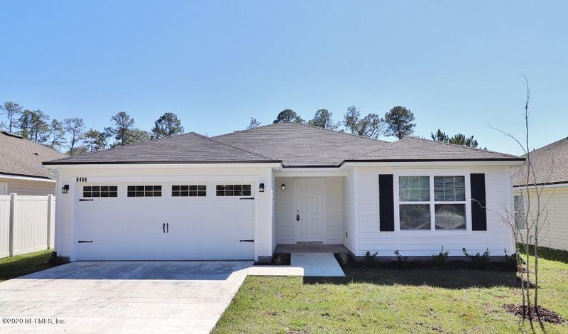 8456 Maple St, Jacksonville, FL 32244