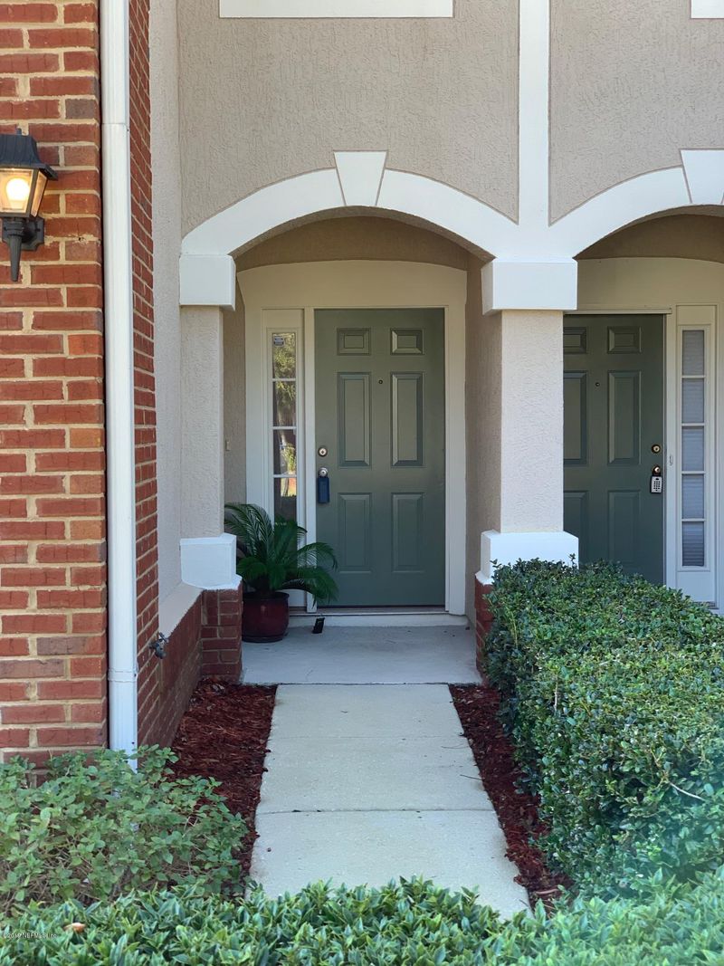 8464 Climbing Ivy Trl S, Jacksonville, FL 32216