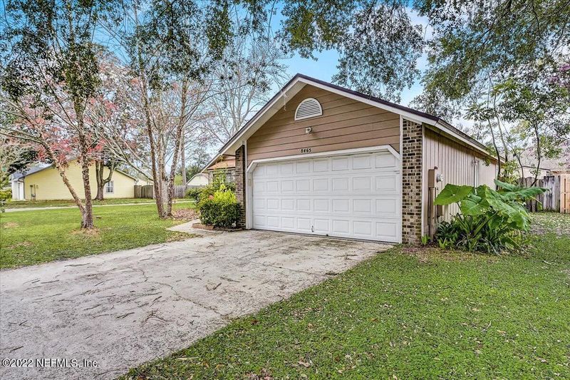 8465 Sugartree Dr, Jacksonville, FL 32244