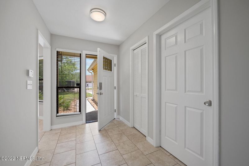 8466 Cross Timbers Ct, Jacksonville, FL 32244