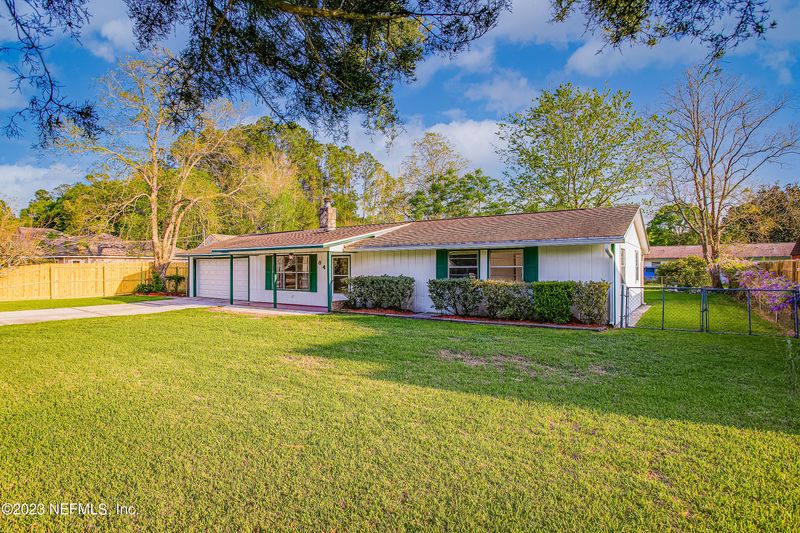 849 Center St N, Baldwin, FL 32234