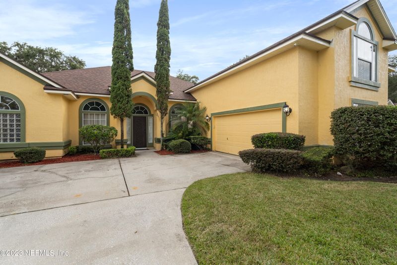 850 Poydras Ln W, Jacksonville, FL 32218